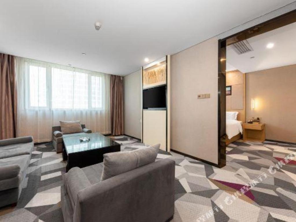 Lavande Hotel Nanchang Ai XI Hu Subway East Station Branch Εξωτερικό φωτογραφία